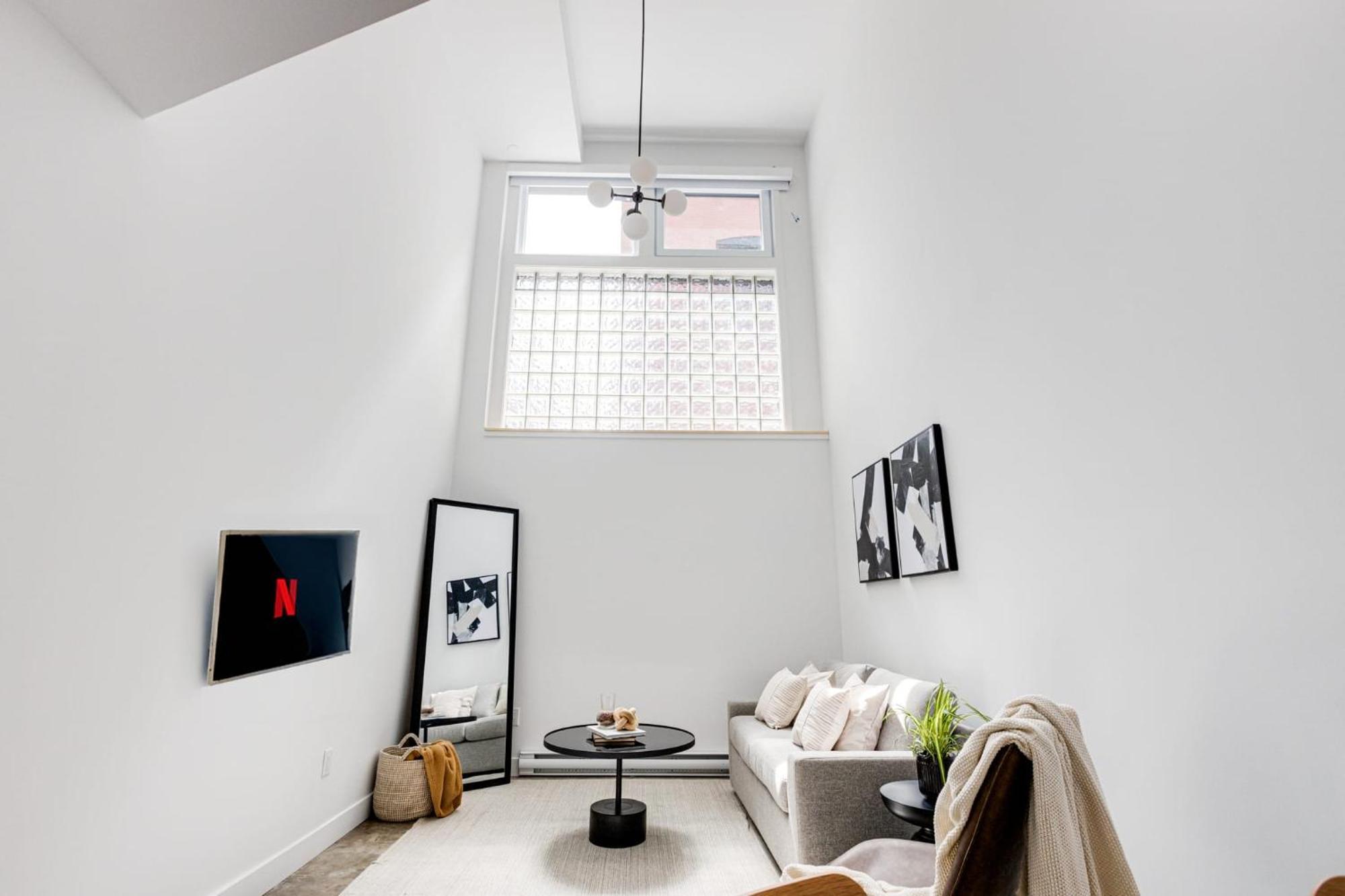 Appartement Luxury Loft Style 1bdr With Sofabed In Mile End 1b Montréal