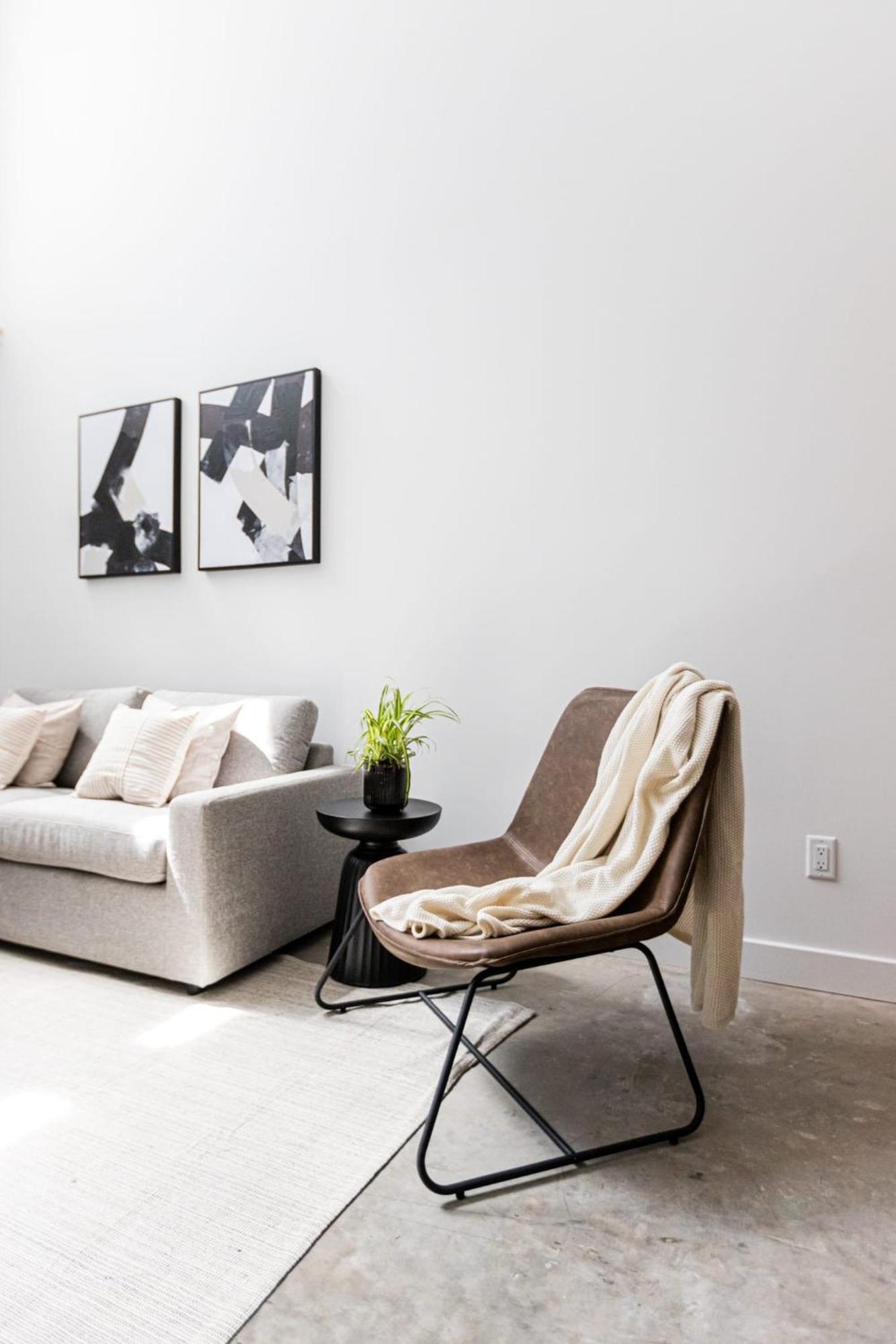 Luxury Loft Style 1bdr With Sofabed In Mile End 1b * Montréal