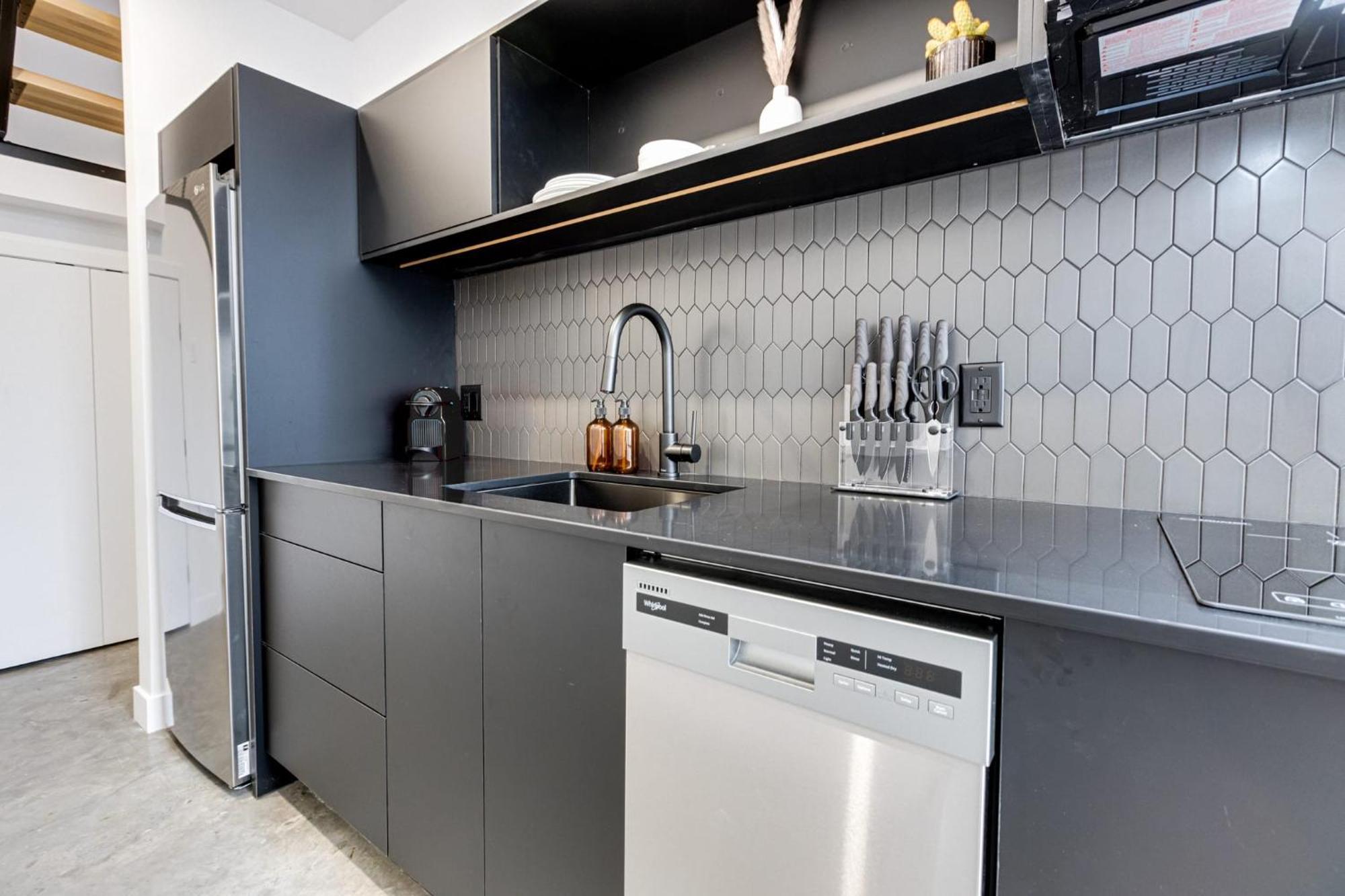 Appartement Luxury Loft Style 1bdr With Sofabed In Mile End 1b Montréal